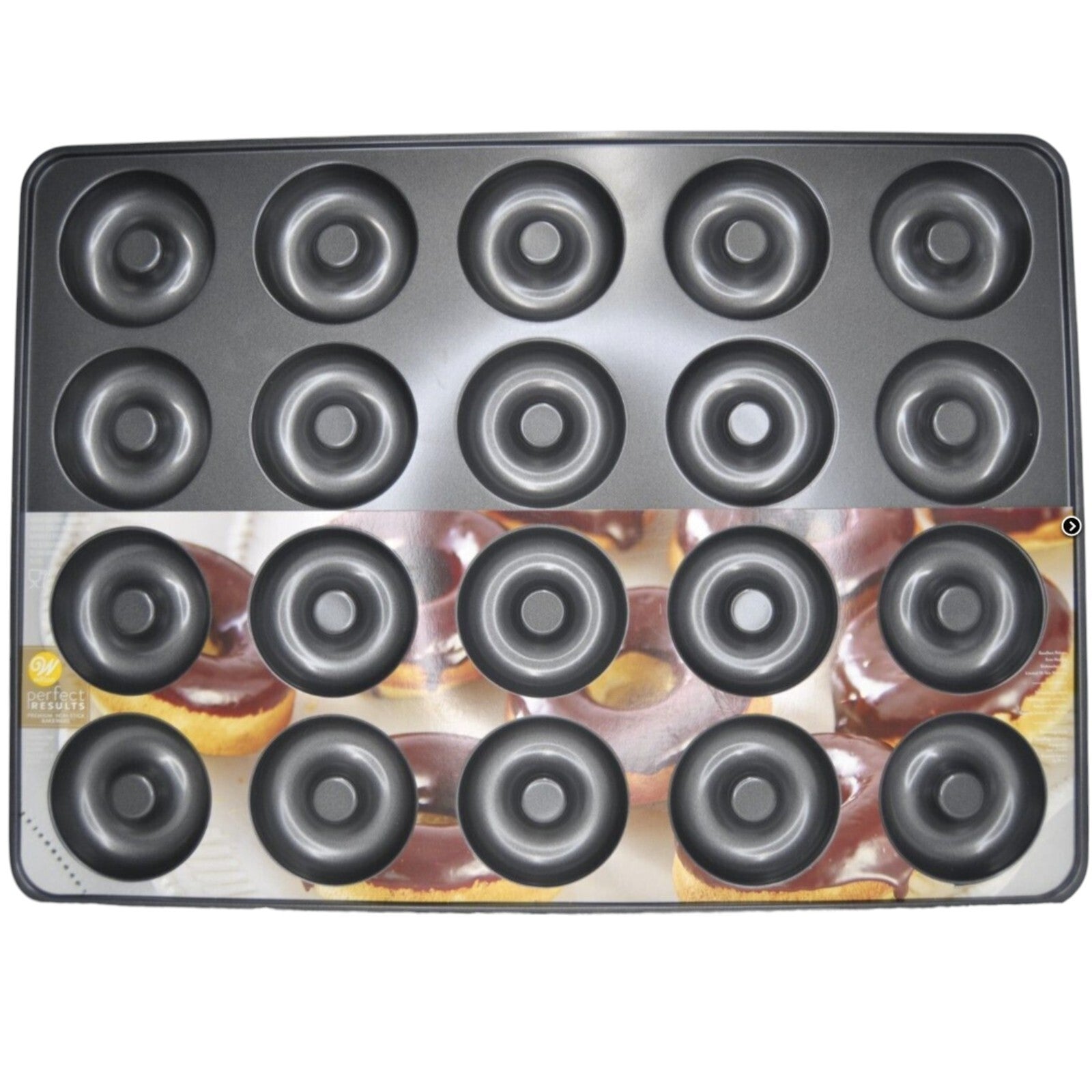 WILTON MOLDE DE DONAS 8.5CM C/20CAV